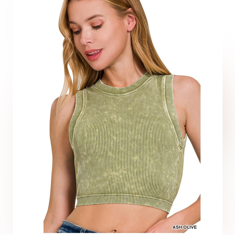 NWT ZENANA LARGE/ X-Large Green Ribbed Sleeveless Top